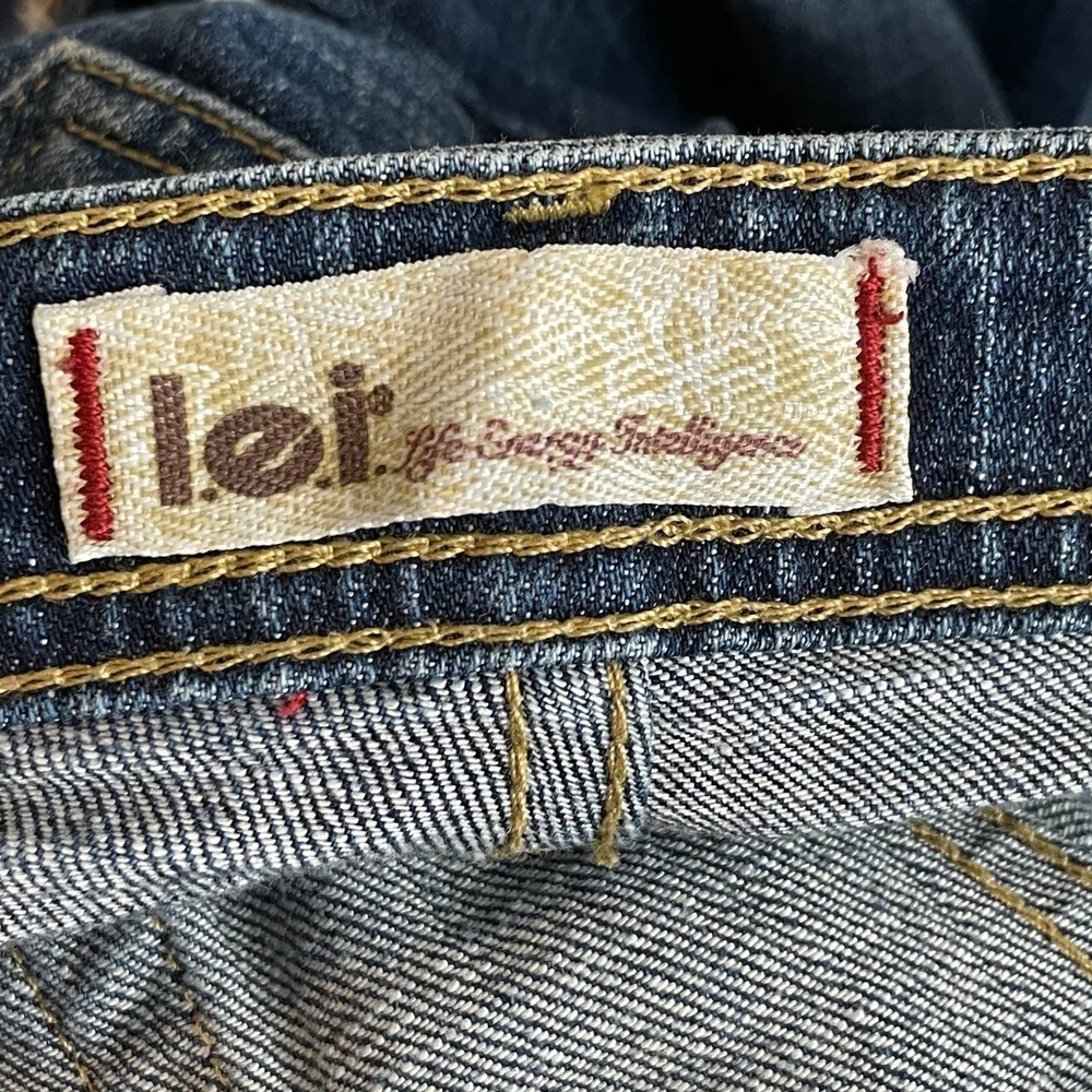 Vintage Y2K l.e.i. Low Rise Flare Leg Stretch Jeans Medium Wash Distressed | 9 - Picture 9 of 11